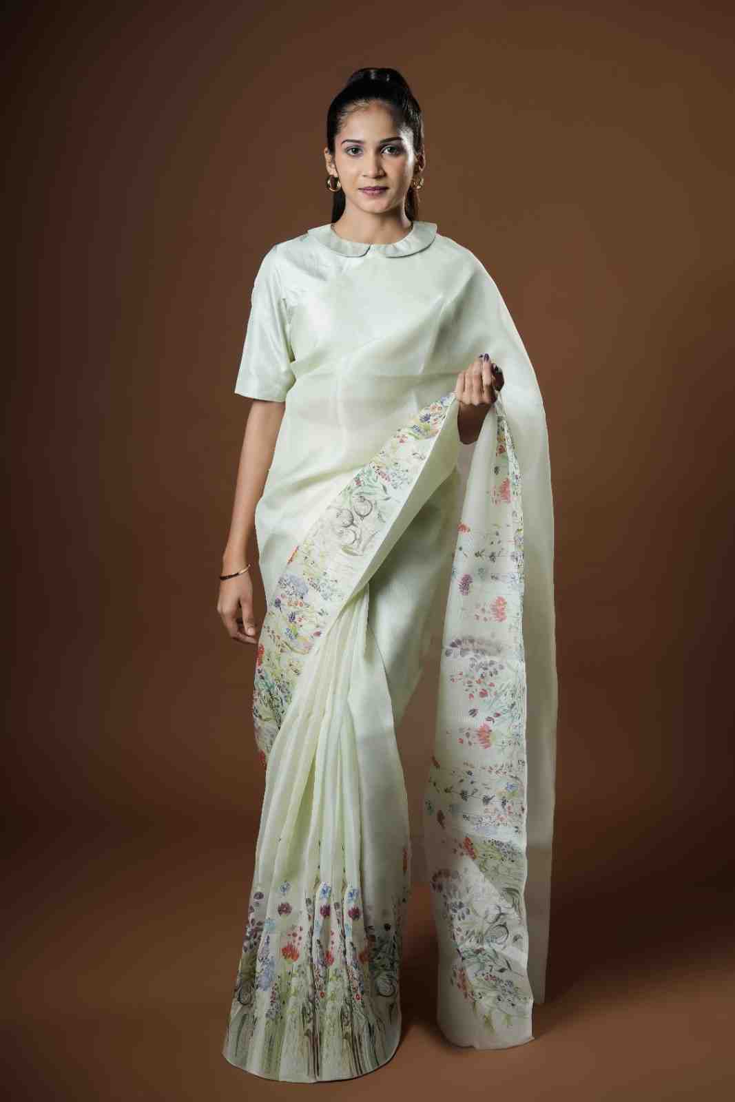 Floral print organza saree for daytime wear_1